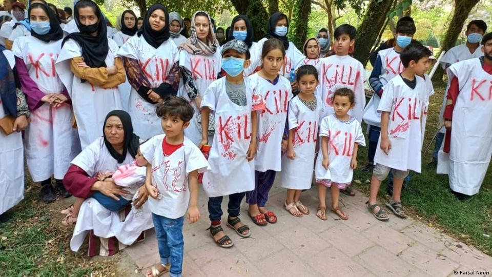 اغلب پناهجویان و روزنامه نگاران فراری افغانستانی در پاکستان با شرایط دشوار و آینده نامعلومی روبرو هس اغلب پناهجویان و روزنامه نگاران فراری افغانستانی در پاکستان با شرایط دشوار و آینده نامعلومی روبرو هس