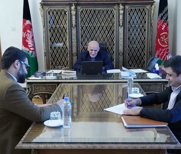 مجرم ملی جمهوریت را با تقلب و نژادگرایی نابود کرد و هنوز یاوه می گویند مجرم ملی جمهوریت را با تقلب و نژادگرایی نابود کرد و هنوز یاوه می گویند