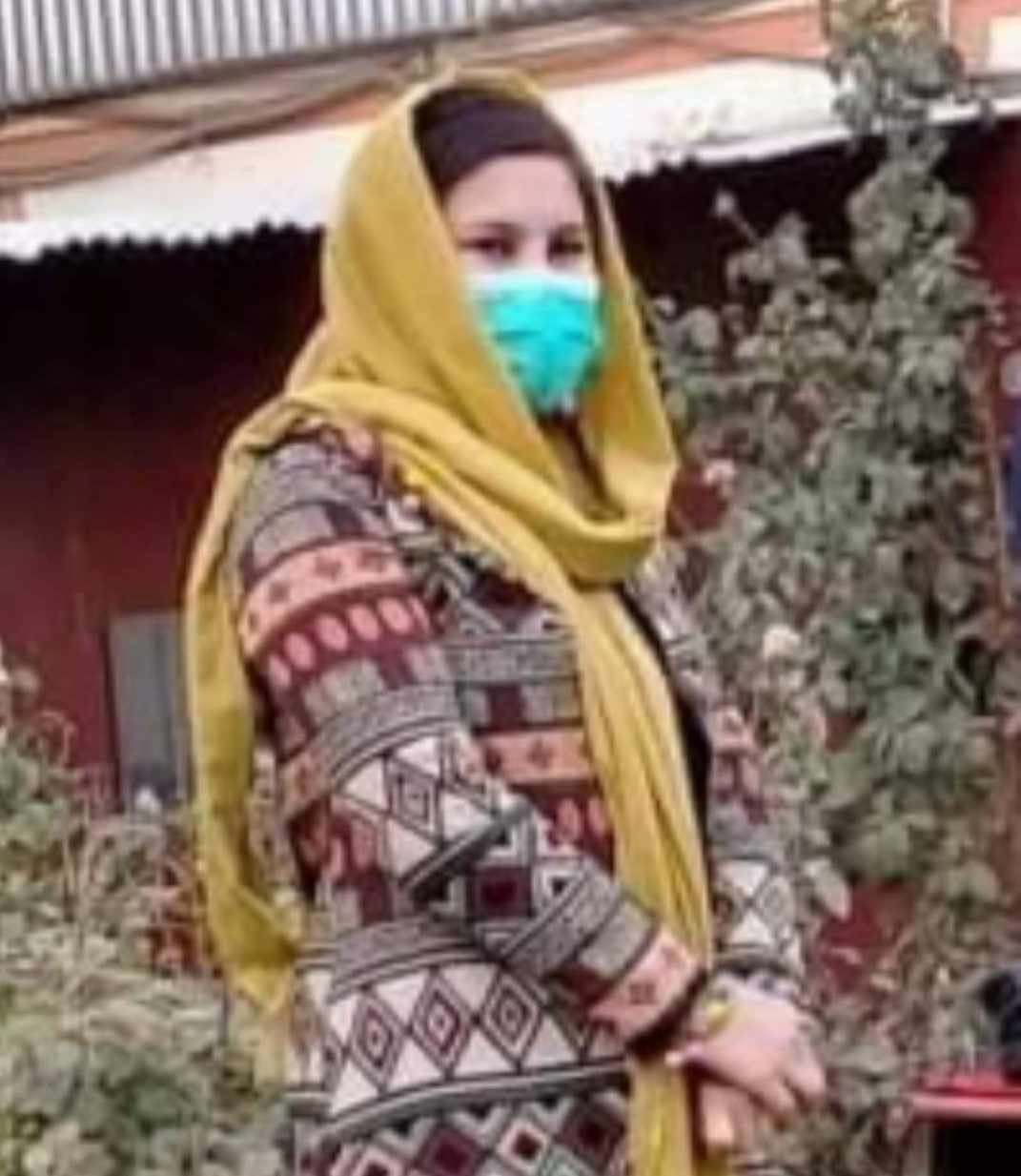 طالبان یک زن جوان را در غرب کابل با شیلک گلوله کشتند ـ مجلهی اورال طالبان یک زن جوان را در غرب کابل با شیلک گلوله کشتند ـ مجلهی اورال