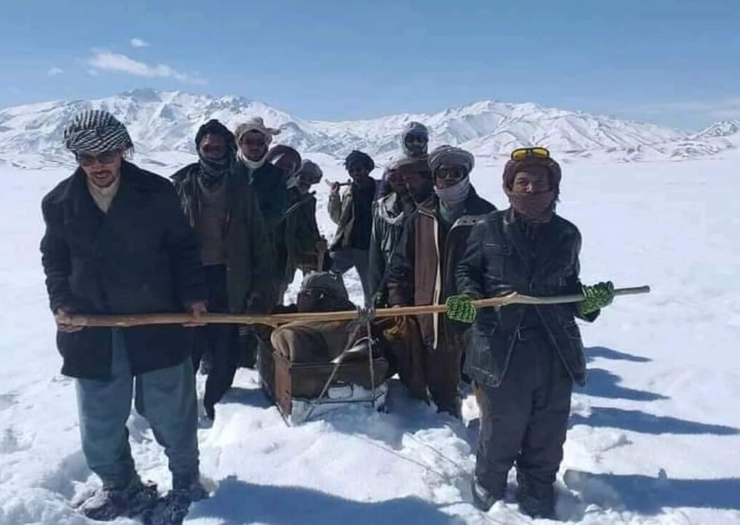 شکایت کارکنان صحی ولسوالی ناور از عدم پرداخت معاشات و کمبود امکانات صحی ـ مجلهی اورال شکایت کارکنان صحی ولسوالی ناور از عدم پرداخت معاشات و کمبود امکانات صحی ـ مجلهی اورال