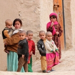 کودکان افغانستان قربانیان اصلی در حاکمیت طالبان کودکان افغانستان قربانیان اصلی در حاکمیت طالبان